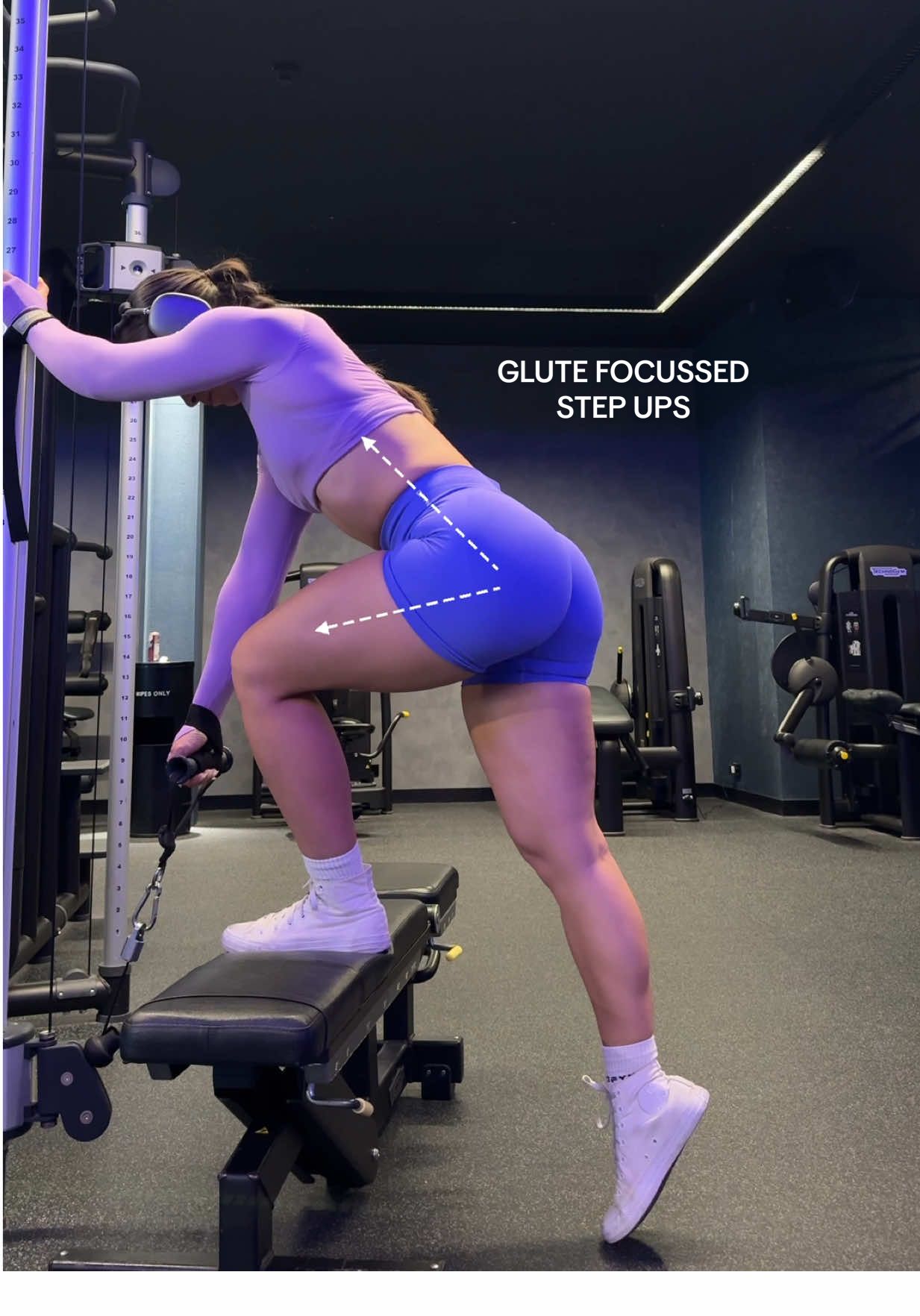 Tips on the holy grail glute exercise for the girlies 🍑👏🏼 @DFYNE (code 'MADIM') #stepups #gymtips #formtips #gluteexercise #gymgirl #glutetips #glutesworkout 