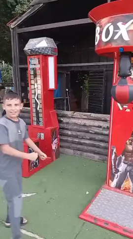 oh no..he will not do again. #bro #punchingmachine #funnyvideos #foryoupage #viral 