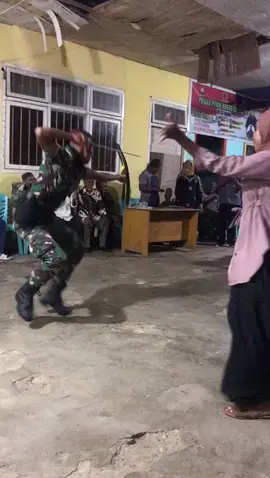 abang dri Weda dng Jailolo main abiss #cakalele adat Maluku Utara#acaramalam #fypageシ #ijinbang🙏#banau #tniindonesia🇮🇩 #fyp 