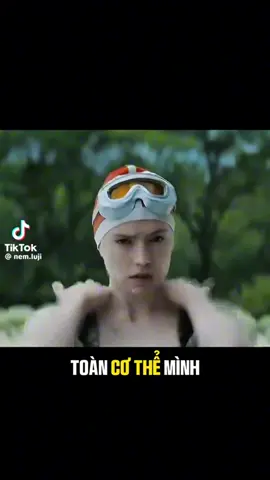 Méc coi review phim nhưng vẫn phải quảng cáo bánh #CapCut #xuhuong #xuhuongtiktok #hottrend #panacotta 