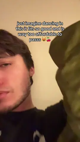 even for smaller sizes like myself it fits so freaking good! 💕💕 #womenshapewear #shapewear #womensfashion #miniskirt #skirt 