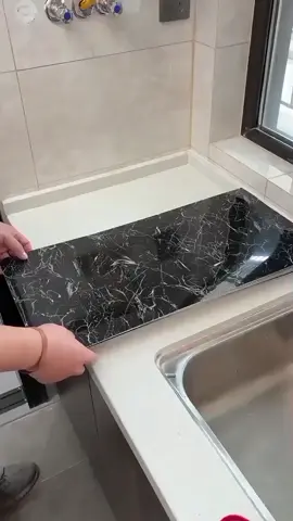 Afinal, por que esse produto está fazendo tanto sucesso de vendas? 🤔 O Kit com Placas Adesivas de Parede Efeito Mármore é a forma mais prática, rápida e acessível de transformar qualquer ambiente da sua casa em minutos. 🏡 ✔️ Sem sujeira ✔️ Sem obra ✔️ E com um acabamento sofisticado que valoriza seu espaço! Imagine sua sala, quarto ou cozinha com aquele toque moderno e elegante que só o efeito mármore pode trazer 😍 E o melhor: preço acessível e qualidade que dura! 👉 Garanta já o seu kit hoje mesmo e surpreenda-se com a transformação! #DecoraçãoInteligente #EfeitoMármore #TransformeSuaCasa #CasaComEstilo #ofertaespecial 