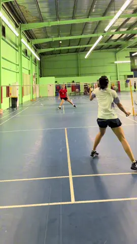 Theo bạn, nam hay nữ trình cao hơn.#badminton #caulong #badmintonun #badmintonlovers #badmintontiktok 