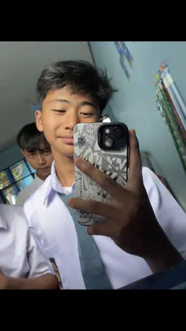 uyuyyyyy😕 #fy #foryoupage #mirror #photolive #anaksma 