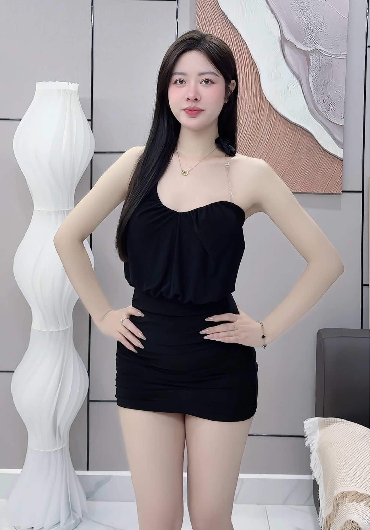 Váy body đi tiệc sang chảnh 💕 #vaybody #vaybodycuctondang #vayditiec #viral 