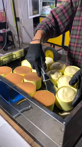 Pancake kota padang 🤤🥞 lokasi kita ada di samping SD 26 rimbo kaluang GOR PADANG ya 😍 halal ✅ #sumbar #hiroshimapancake #japanesesoufflepancake #pancake #kulinertiktok 