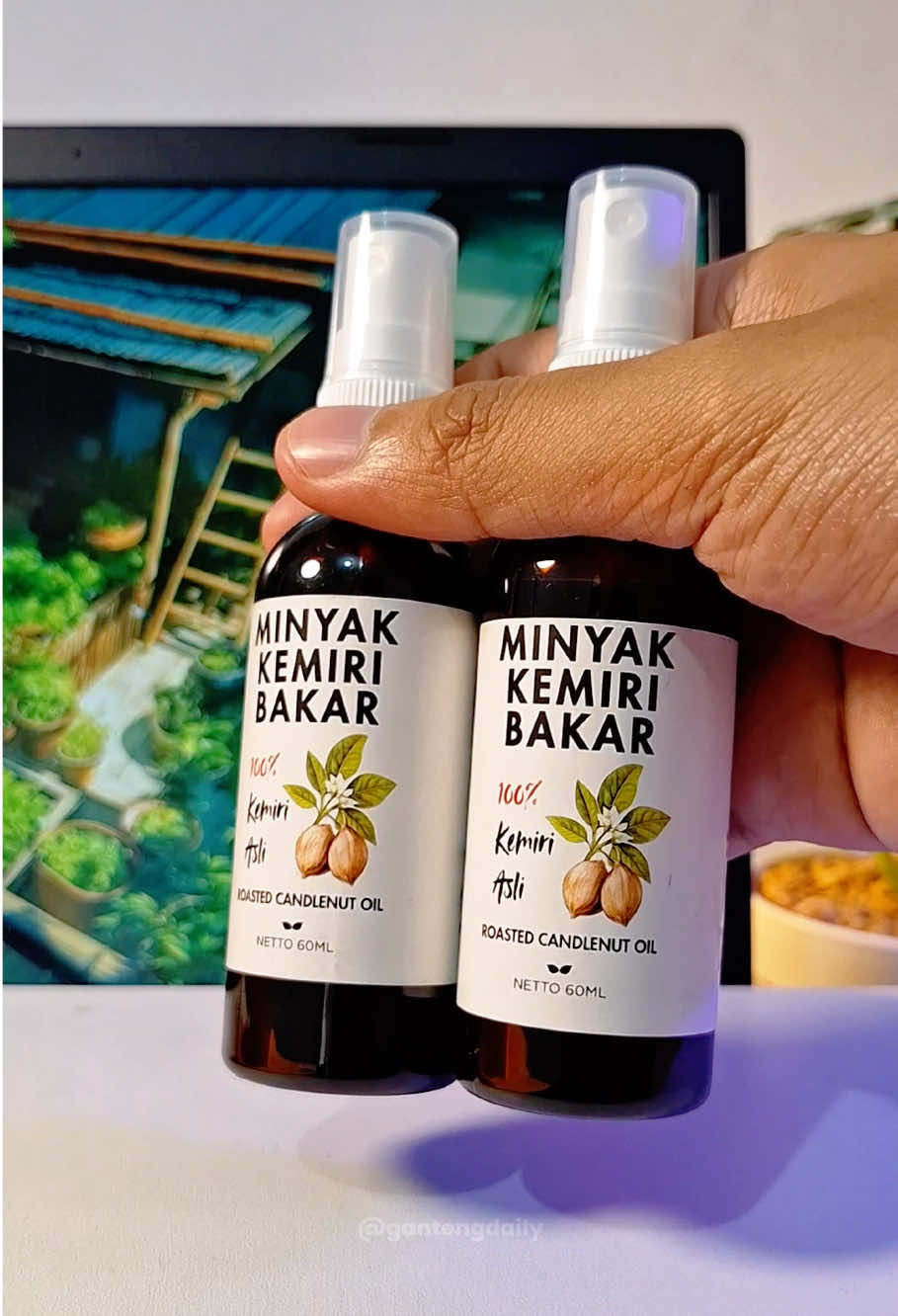 Membalas @yulihenukh Harga promo 30rban kak, beli 1 dapat 2 minyak kemiri bakar. Beli sekarang, sewaktu waktu promo dan harrga berubah #minyakkemiri #minyakkemiribakar #minyakkemiriasli #perawatanrambut #penumbuhrambut 