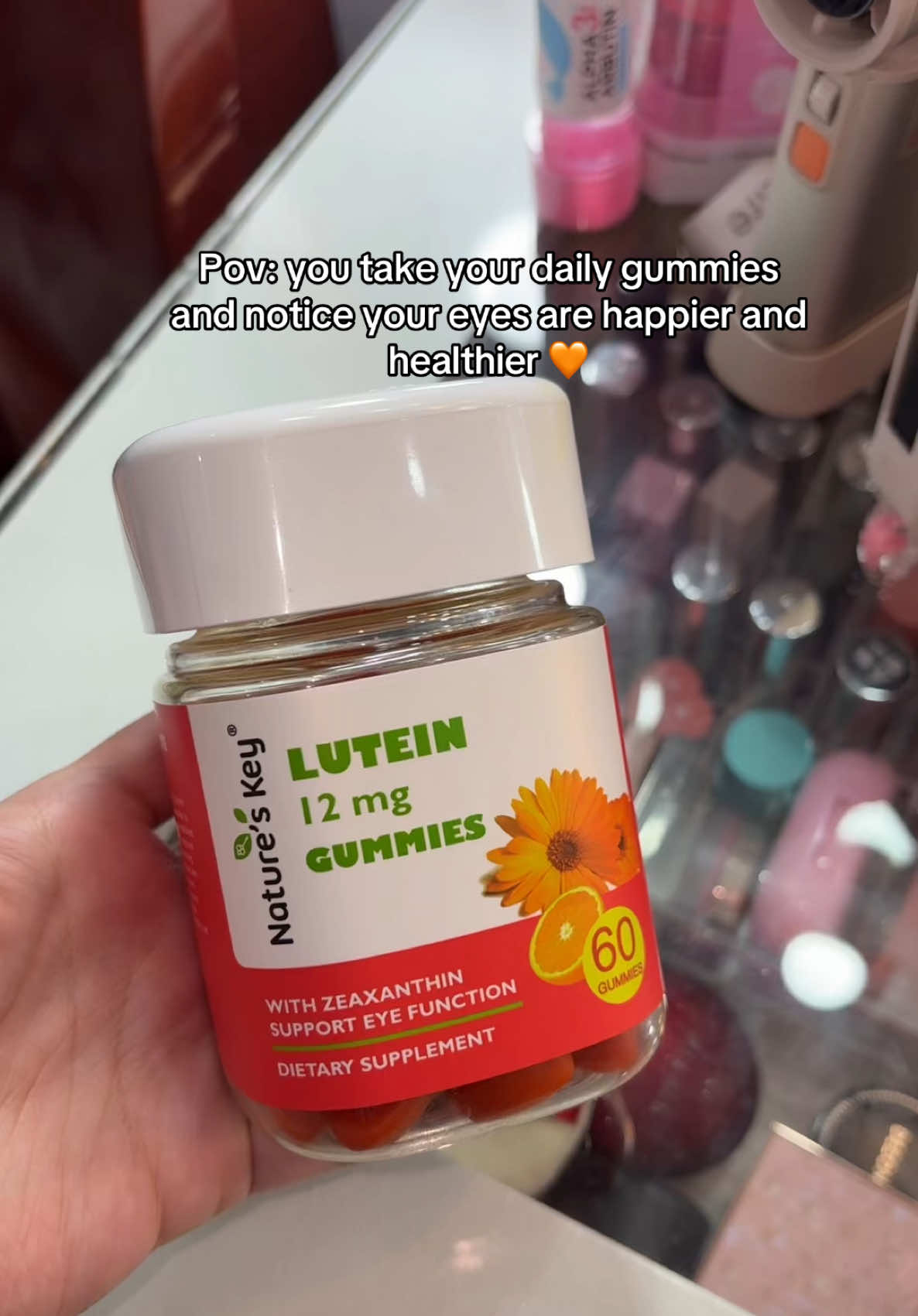 for healthier and brighter eyes 👀 #lutein #supplements #eyesupport #luteingummies #healthygummies 