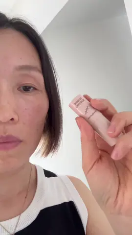 This scar stick lightens my wrinkles and scars.#scar #wrinkle #acne 