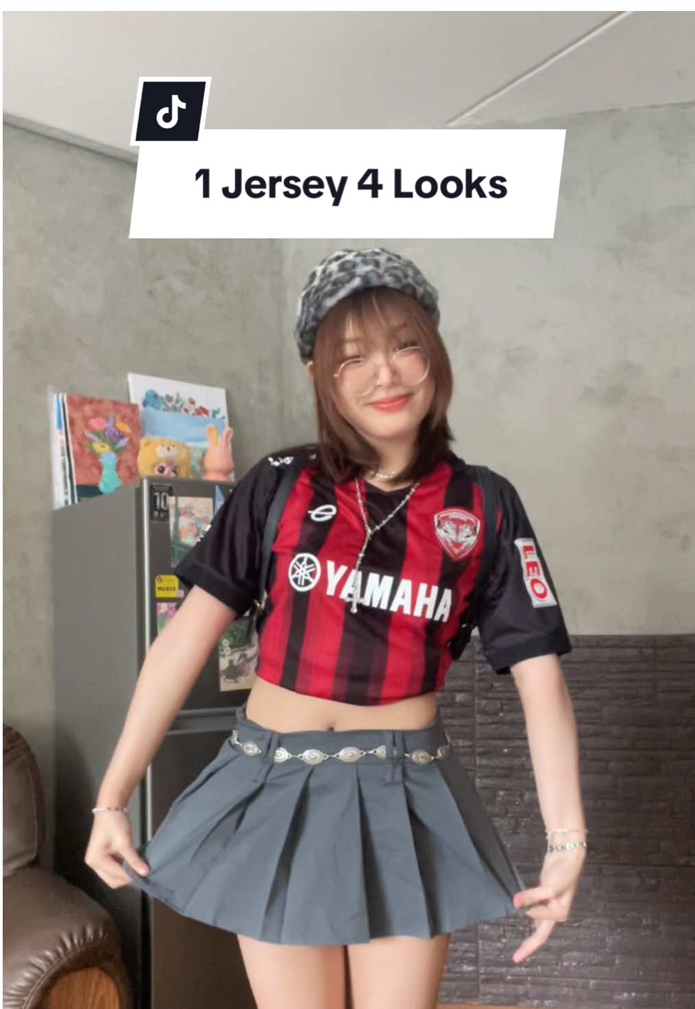 1 Jersey 4 Looks Muangthong 2025/26 Home Kit❤️🖤✨ วันนี้มาเวย์บอลไทยบ้าง แมทเสื้อเมืองทองฤดูกาลใหม่ 2025/26 เอาไป 4 ลุค แบบไหนเริ่ดสุด🤔 #เมืองทองยูไนเต็ต #muangthongunited #OOTD #outfitideas #หนูเองเหมียวเกิร์ล 