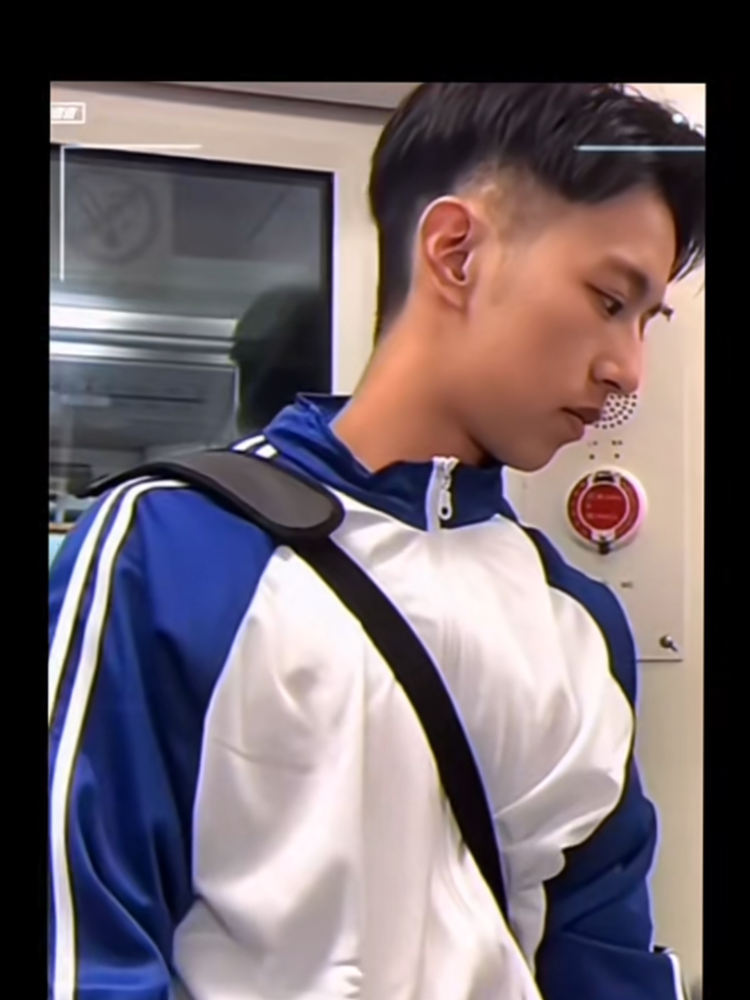 Con tui thời cấp 3 đây sao, chắc nhiều người theo đuổi thời đó dữ lắm à :)) #seekyli #jiangcheng #lýbáiân #gianghanh #ABOdesire 