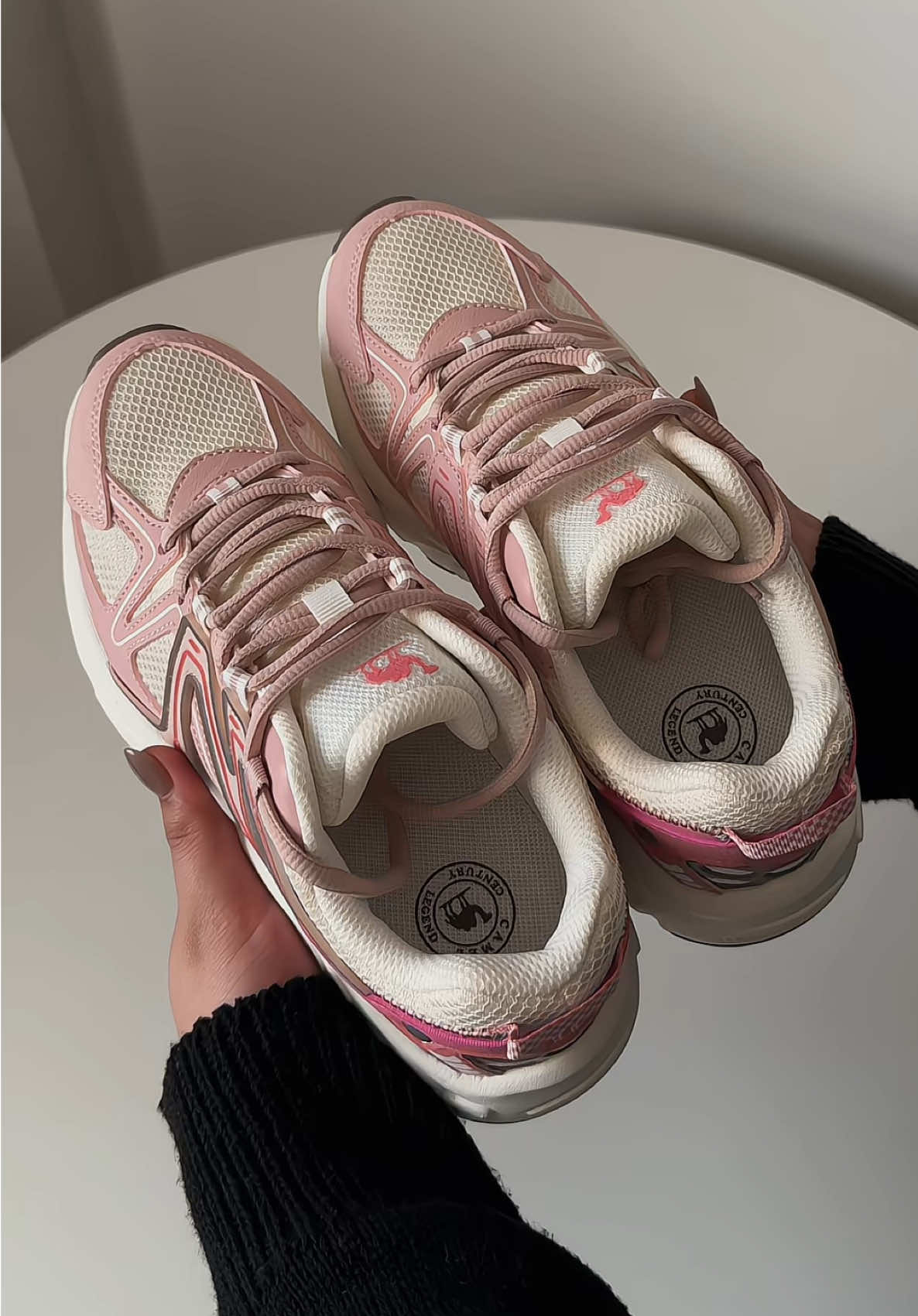 pov: you found this comfy walking/running shoes from camel crown — and it’s pink .ᐟ.ᐟ #camelcrown #shoes #walkingshoes #runningshoes 