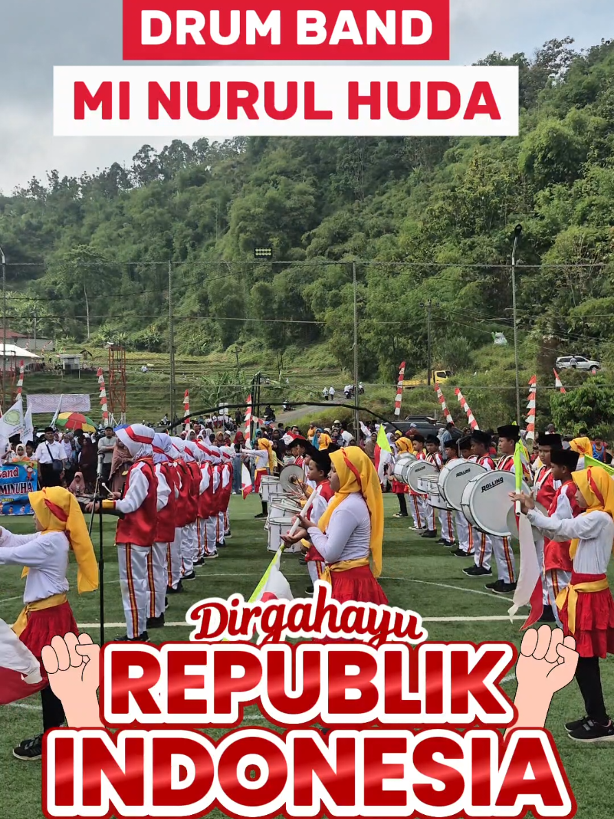 Penampilan grup drum band MI Nurul Huda Karang Anyar Mendala Sirampog Kab.Brebes Jateng dalam rangka HUT RI ke 80 tahun 2025 lapangan Gn.Poh @mi.nurulhuda.karanganyar #drumband #minurulhudamendala #minurulhuda #sirampog #hutri80indonesia🇮🇩 