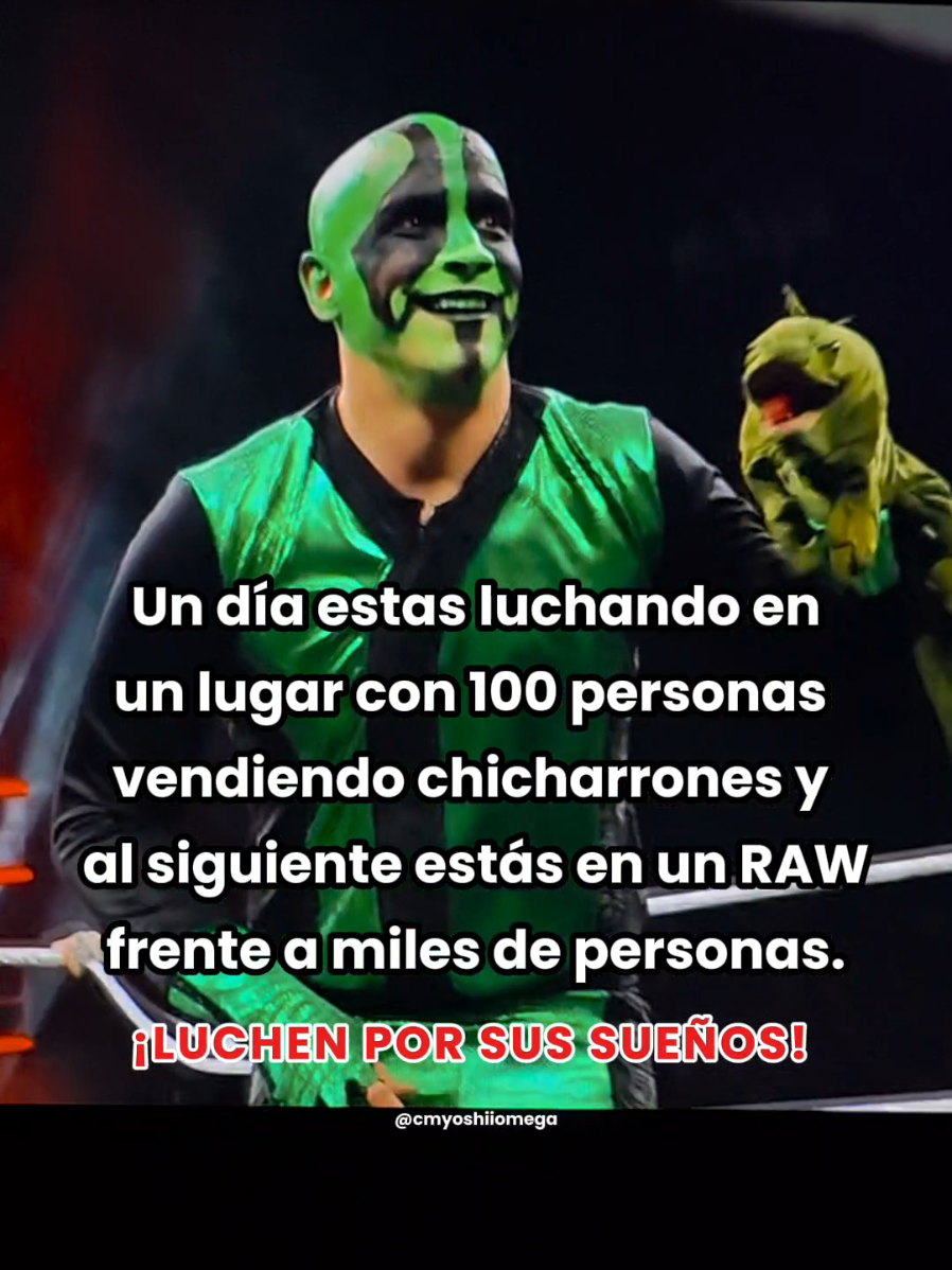 Que grandes son #MrIguana y la yesca 💚 🦎 ¡SE LO MERECEN! #WWE #Raw #LuchaLibre #luchalibreaaa 