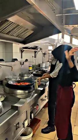 sedikit edukasi bukan menggurui 🙏 #kitchen #tataboga #trainingkitchen #fyp @grage.hotelcirebon 