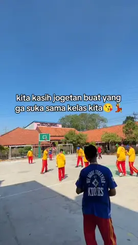 #trendkelas #twelveone #lomba17agustus 