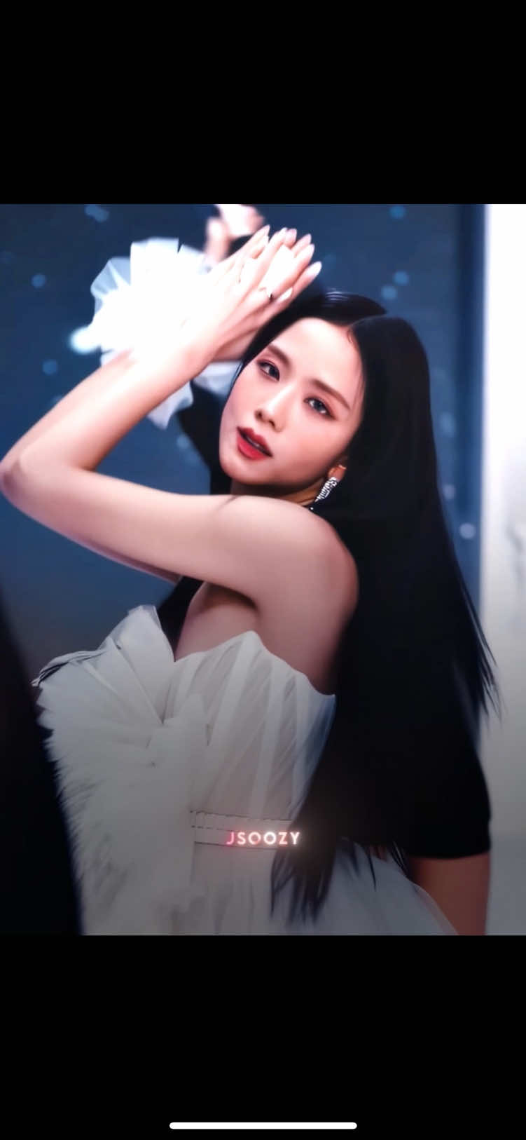 I’ll never stop editing the Flower performance video #jisoo #jisooblackpink #blackpink #edit #fyp 