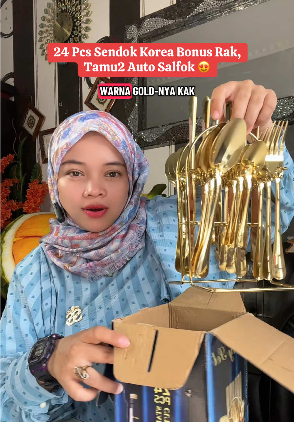 Gak bisa berkata2 lagi kalau liat sendok korea set 24 pcs seperti ini, Mewah bund ..!! 😍 bonus rak pula, 24pcs dapat sengan berbagai model :  * sendok makan 6 * sendok teh 6 * sendok garpu 6  * pisau 6 bahan stainleess anti karat anti bengkok, harga ambyar CO sekarang bund stok terbatas.!! 😆😆 #sendokstainless #sendokkorea #sendoktebal #sendokset #sendokhotel 