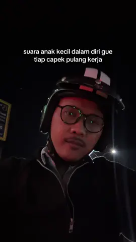 gimana hari ini kerjanya? gue capek banget jujur seharian ketemu orang banyak. 🥹🫂 #anakkecilyangkehilanganpundaknya 