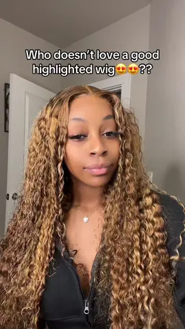 Make sure you click the link to get your highlighted glueless unit from @bgmgirlhairofficial 😍😍😍