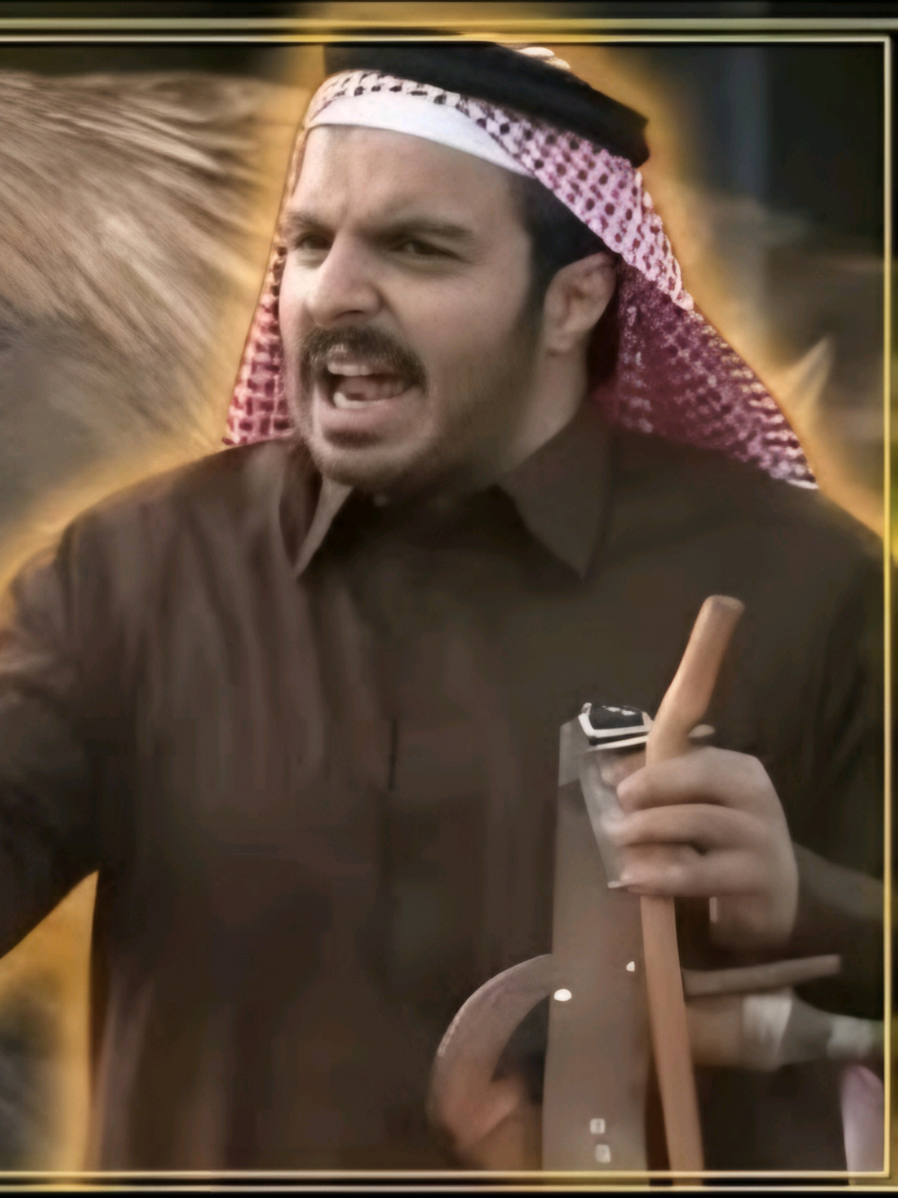 وفاة شاعر الجنوب سعود بن معدي القحطاني اليوم أثر سقوطه من جبل سمحان في محافظة ظفار - سلطنة عُمان . @علي بن حمري #علي_بن_حمري #سعود_بن_معدي_الرفيدي_القحطاني