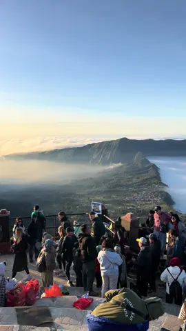 Bromo se indah ini kok malah kowe nang umah ae😁 #cepekreborn #gl100 #bromo #bromotenggersemeru #bromoviapasuruan #penanjakanbromo #trend #fyp 