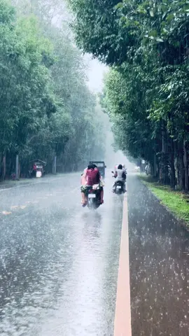 🍃🌧️ #siemreap #angkor_wat_of_cambodia_🇰🇭♥ #cambodia #rainyday #fyp 