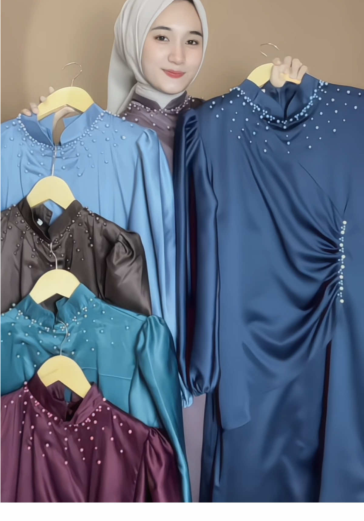 Dress 100rban secantikk ini🫶#dress #dresscantik #dresskondangan #OOTD 