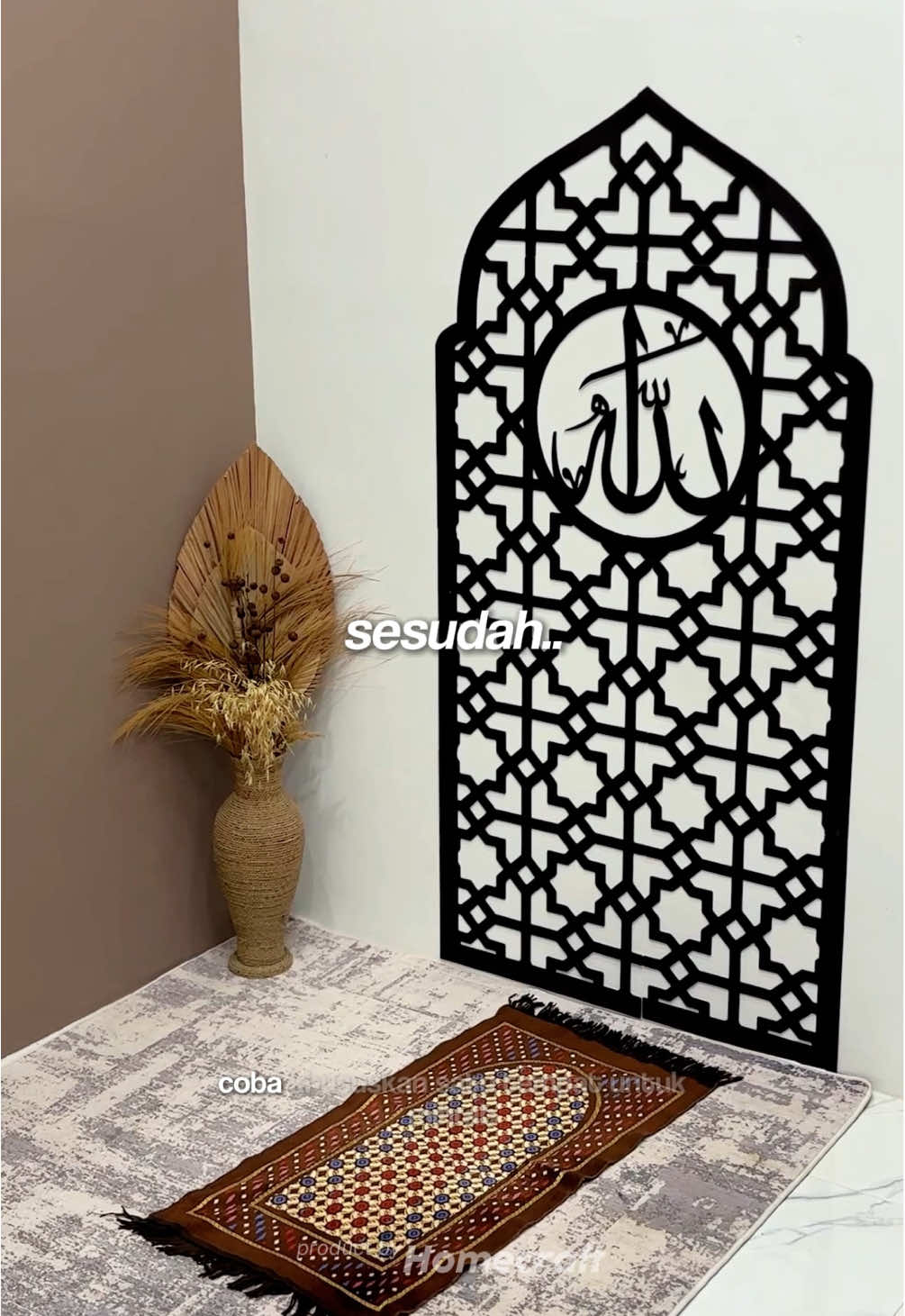Punya mihrab khusus buat shalat emang impian banget 🥹 apalagi kalo desainnya cantik dan islami, masyaallah #mihrabmushola #mihrab #musholarumah #shalat5waktu #mihrabrumah 