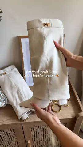 best selling boots rn🎀. true to size  #boots #viral #tiktokmademebuyit #trends #trending 