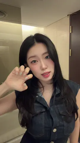 작고 소중한 new 네일 🍏                           #fyp #jeju #OOTD #makeup #추천 