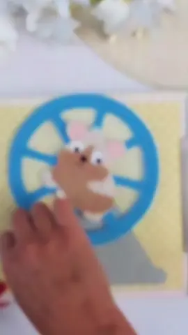 O aprendizado começa no brincar. ✨ Cada brinquedo pedagógico em feltro é pensado para estimular habilidades motoras, cognitivas e sociais das crianças. 📚 Mais do que brincar, é aprender com amor. 💬 Conta pra mim: qual habilidade você gostaria de ver mais trabalhada ? #brinquedospedagogicos #montessori #pedagogia 