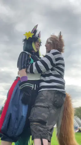 Wenn Gorou auf Tighnari trifft🐶🦊  @𝚂𝚑𝚒𝚐𝚊𝚛𝚊𝚔𝚒 #gorou #tighnari #cosplay #genshin #hoyoverse 