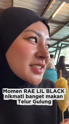 Lidah Rae Lil Black aka Nuray Istiqbal seperti cocok dengan makanan atau masakan Indonesia 😊👍 🎥 Vt/raelilblack.official #raelilblack #nurayistiqbal #hijrahyuk #hijrah 