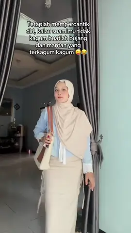 Sing gawe bahagiak trabaas bessttt 😄🤣 #wanitabahagia 