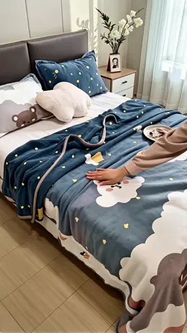 selimut lembut microfibre dengan motif lucu bikin tidur makin hangat nyaman dan kamar tambah estetik buruan beli sekarang sebelum stok habis [HASHTAG] #selimutlembut #selimutbulu #selimutmotif #selimutdewasa #selimutkado          