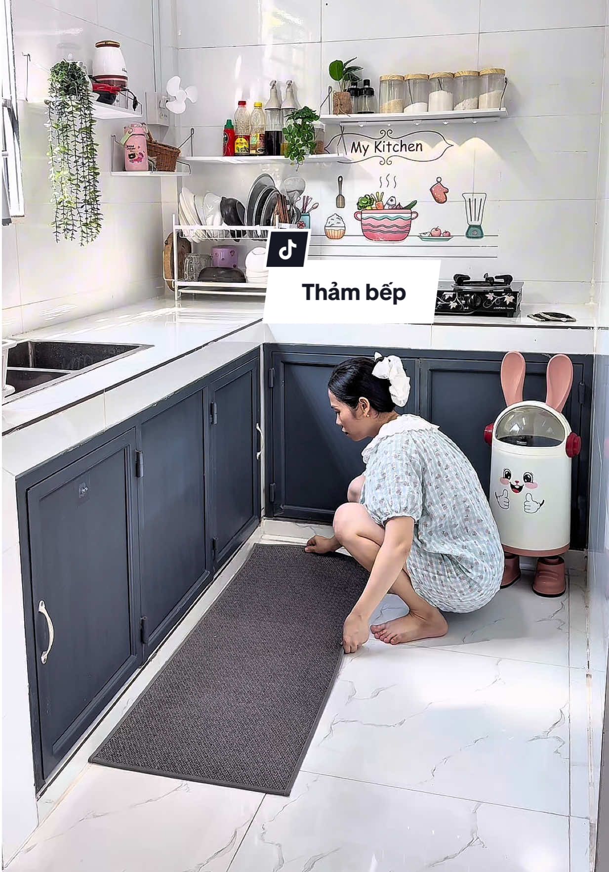 Thảm phòng bếp dày dặn, thấm nước tốt, chống trượt #xuhuong #thamnhabep #thamdecor #thamlauchan #thambep