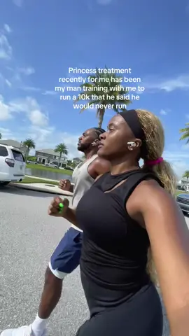 🥹🥹 this has been the best time training together #blacklove #fitnesspartner #bestfriend #couples #melaninlove 