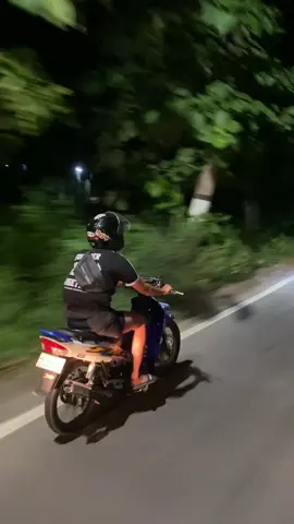 With u?#twostrokepower #twostroke#2strokelover #tfypシ #fypp 