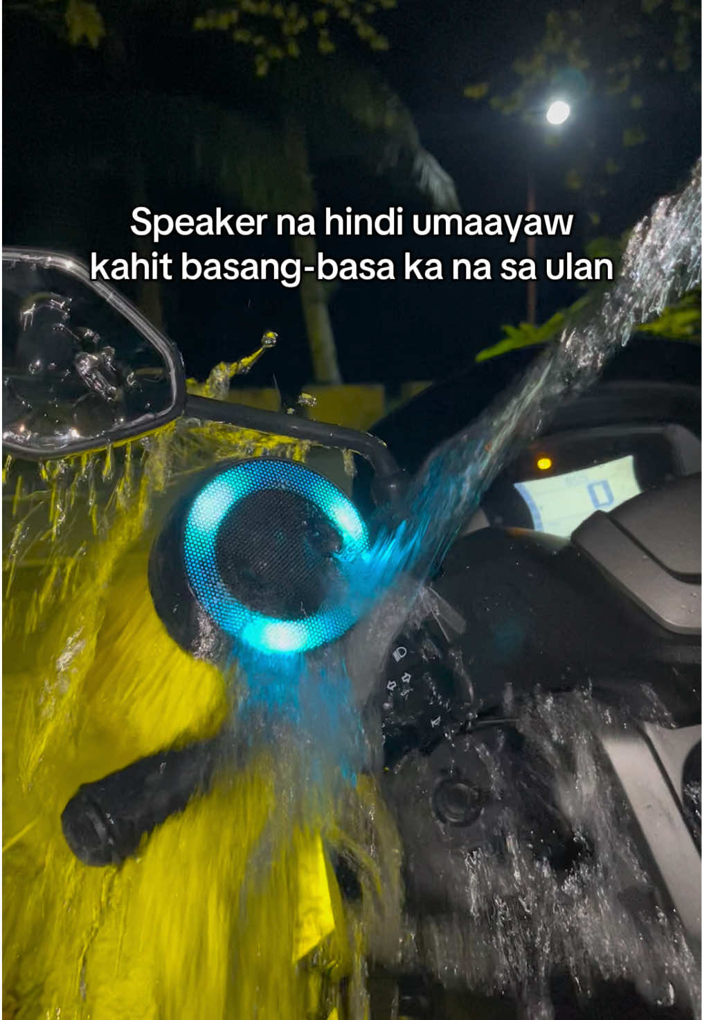 Speaker na di umaayaw kahit basang-basa ka na sa ulan. #portablebluetoothspeaker #portablespeaker #ainew #portablespeakerformotorcycle #motorcyclespeaker #stereospeaker #waterproofbluetoothspeaker #fyp #trending 