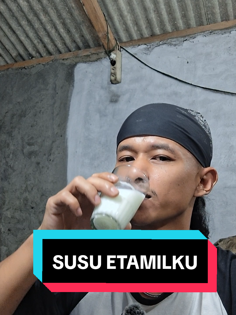 susu etamilku susu kambing etawa bubuk paket 4 box  mengandung propolis alam untuk daya tahan tubuh lawan virus dan bakteri #susukambingetawa #susukesehatan #susukambing #susuetamilku #goatmilk 