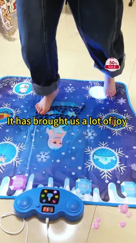 Which family hasn't gotten this dance mat yet? It's insanely addictive and challenging—kids absolutely can't get enough of it!#dancechallenge #kids #kidsparty #dance #kidsplay 