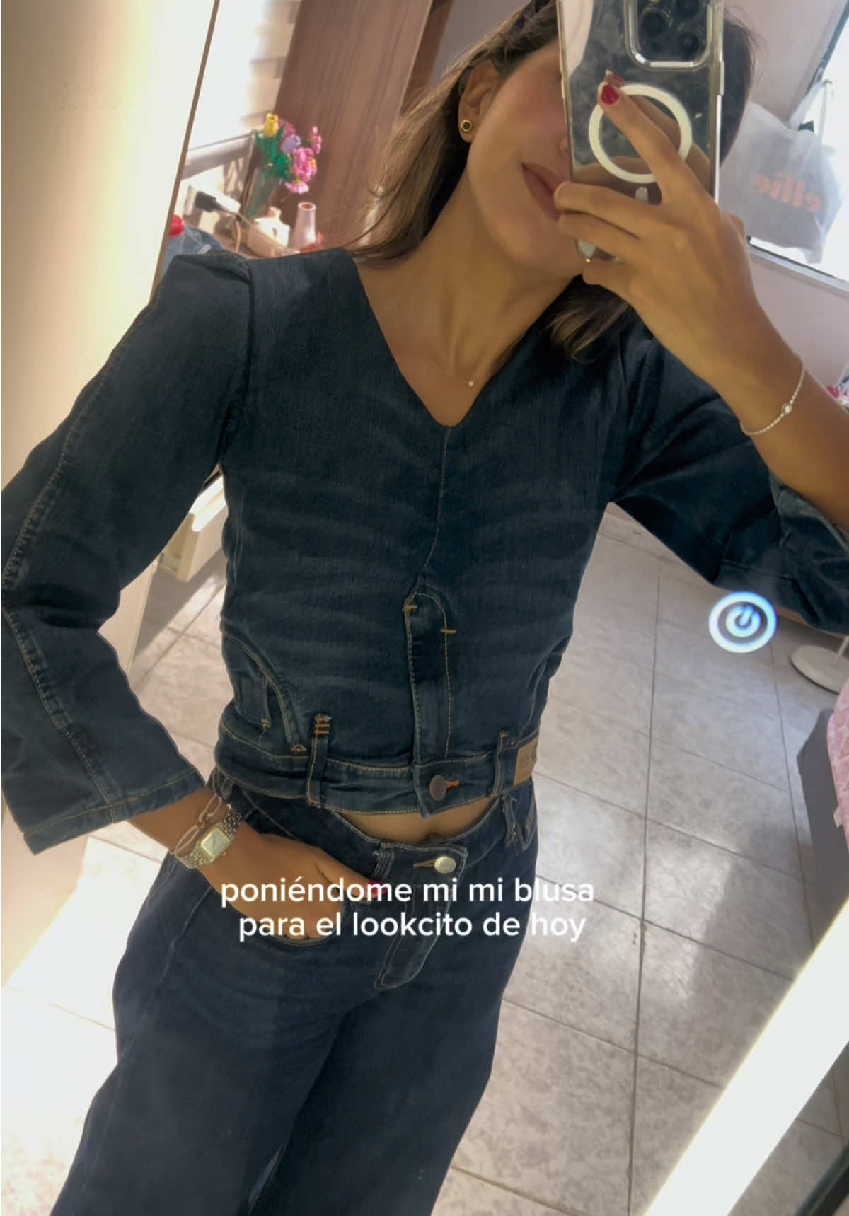 Estoy obsesionada 🥹 amo las piezas únicas, me informaron que solo quedan disponibles en Jumbo Luperon ✨🏃‍♀️🏃‍♀️#shopthespot #fyp #denim #upcycling #finds 