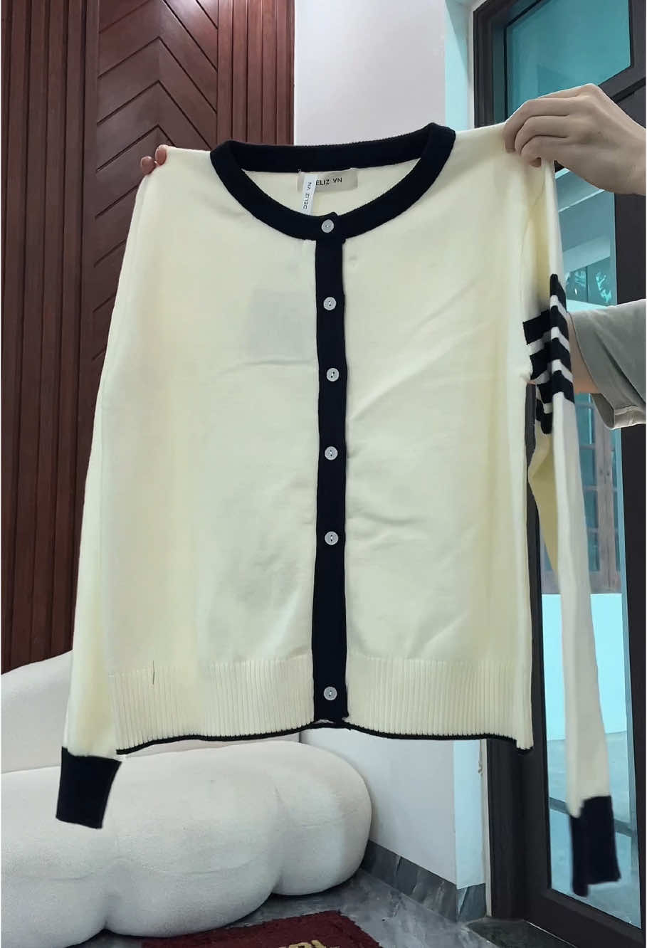 #reviewquanao #aolen #aokhoaclen #cardigan #deliz 