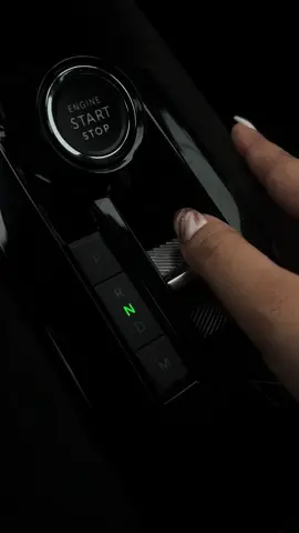 Ferme les yeux et écoute… bienvenue à bord du Junior. 👂✨  ALFA ROMEO VALENCE #asmr #alfaromeojunior #junior #alfaromeo 