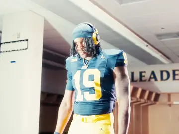 Next Chapter….. #BryceUnderwood #BeatsByDre #UOfMFootball