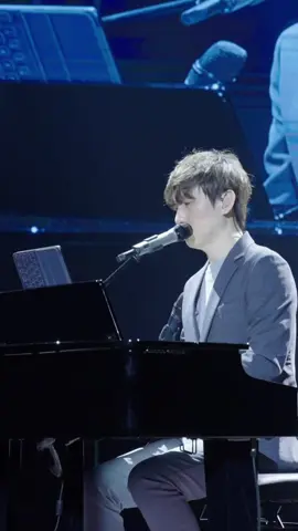 Lệ anh rơi. Em không màng . Tình yêu anh bỗng vỡ tan thành ngàn nỗi nhớ ... #MrSiro #NhacMrSiro #Sirocon #FanconcertMrSiro #nhachaymoingay 