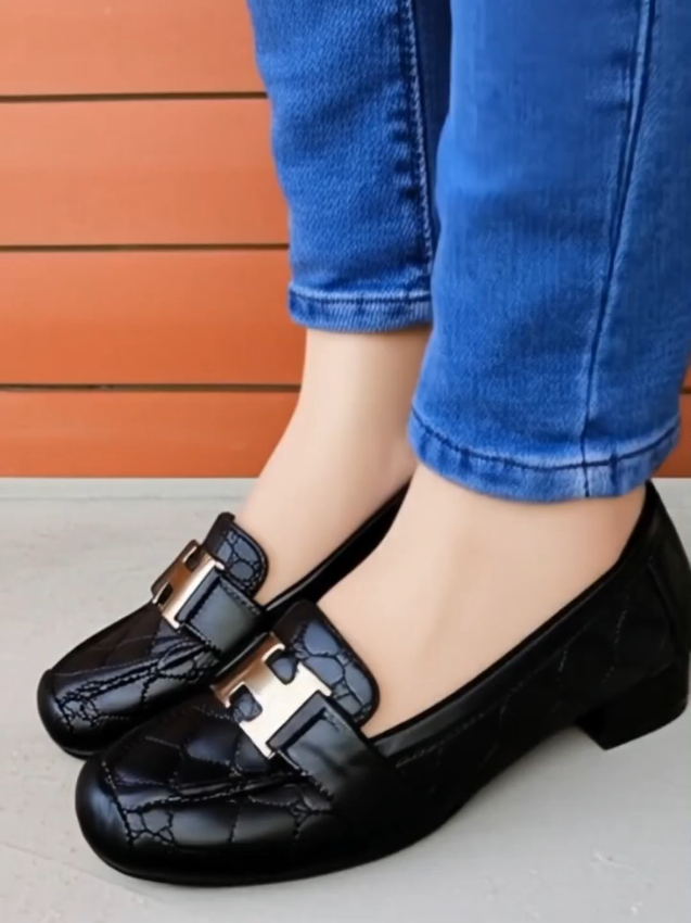 #creatorsearchinsights #flatshoes #heelswanita #sepatuwanitamurah #sepatuwanitakekinian 