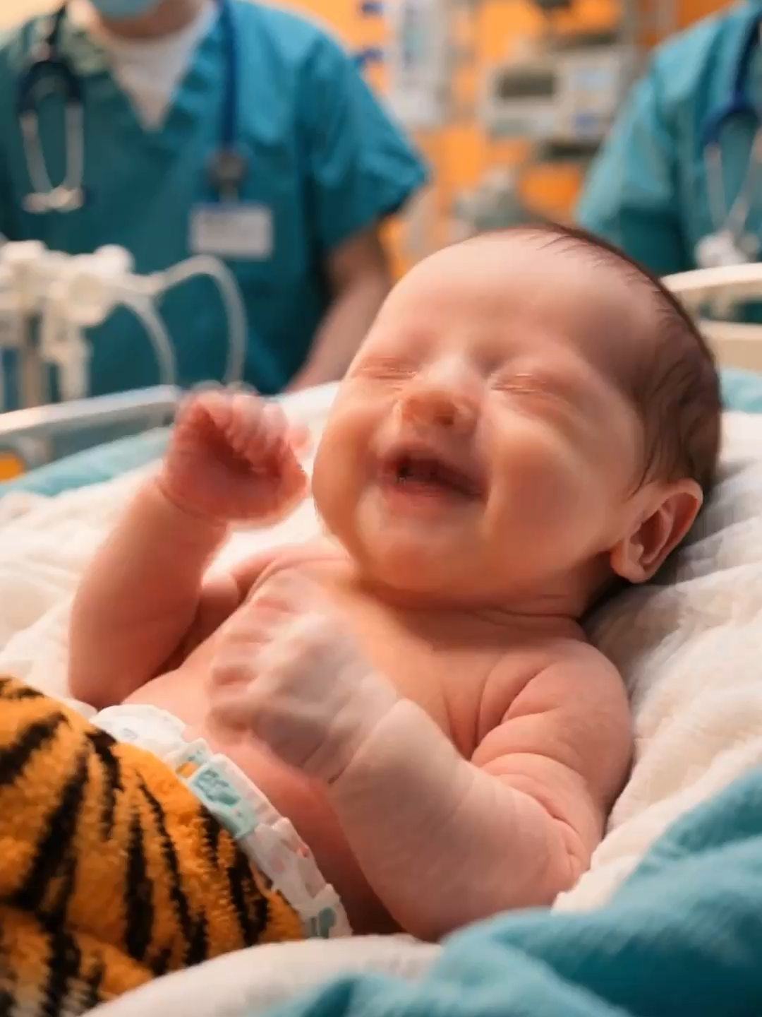 Dame un Grrr :) #dameungrrr, #dameungrr, #grr, #grrr, #fyp, #cutebaby, #baby, #newborn, #newbornbaby,#babygirl, #babyboy,#babyticktok, #viralbaby, #babyvoice, #babytalk, #newbornstar, #babysing, #babysinging, #babystar, #bornready,#newmom, #fetal, #bornviral,