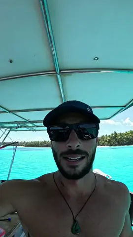 Desbravando os mistérios dos mares! 🌊✨ Confiram os cortes impressionantes do nosso mergulho nos destroços de um navio, direto de @irmaoskatoosh!